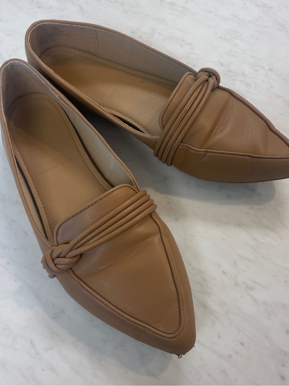 Women's Pointed Toe Knot Detail Flats - Tan